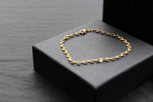 Load image into Gallery viewer, 9ct Gold Hollow Oval Belcher Chain Bracelet
