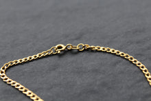 Load image into Gallery viewer, 9ct Hollow Yellow Gold Curb Chain
