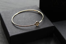 Load image into Gallery viewer, 9ct Yellow Gold Rainbow Petal Bangle
