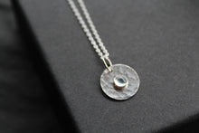 Load image into Gallery viewer, Aquamarine Stone Set Necklace
