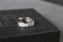 Load image into Gallery viewer, Cubic Zirconia Band with Solitaire Ring
