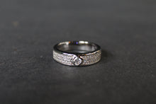 Load image into Gallery viewer, Cubic Zirconia Band with Solitaire Ring
