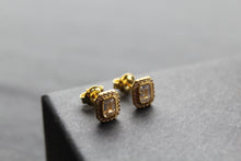 Load image into Gallery viewer, Dainty Deco Style Earrings
