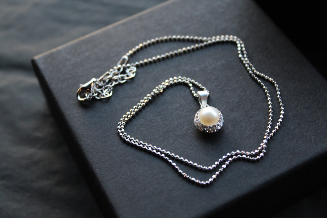 Freshwater Pearl & CZ Crystal Necklace