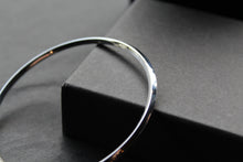 Load image into Gallery viewer, Large Tapered Hollow Slave Bangle
