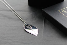 Load image into Gallery viewer, Laurel Leaf Necklace
