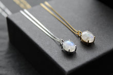 Load image into Gallery viewer, Moonstone Necklace
