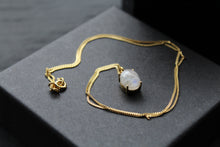 Load image into Gallery viewer, Moonstone Necklace
