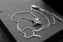 Load image into Gallery viewer, Silver Kiss Necklace
