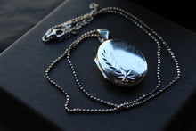 Load image into Gallery viewer, Silver Oval Locket
