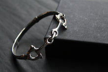 Load image into Gallery viewer, Sterling Silver French Link Snaffle Bangle
