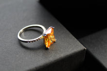 Load image into Gallery viewer, Yellow Fire Opal Ring
