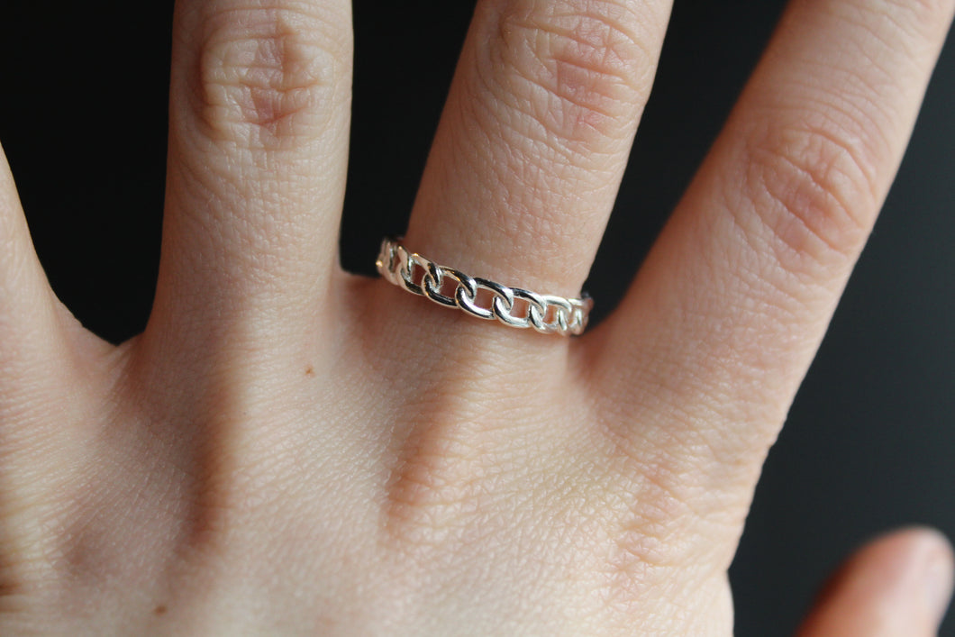 Curb Chain Silver Ring