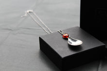 Load image into Gallery viewer, Cutlery Necklace with Amber
